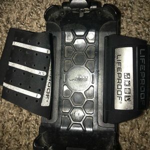 Life proof iphone 5  arm band